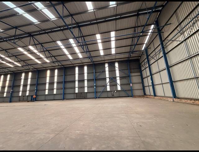 13,251M² WAREHOUSE FOR SALE IN WADEVILLE